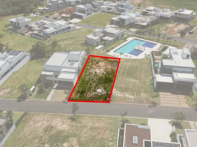 Terreno à venda no condomínio Villas do Golf, com 503m² de área útil. Excelente lote com ó