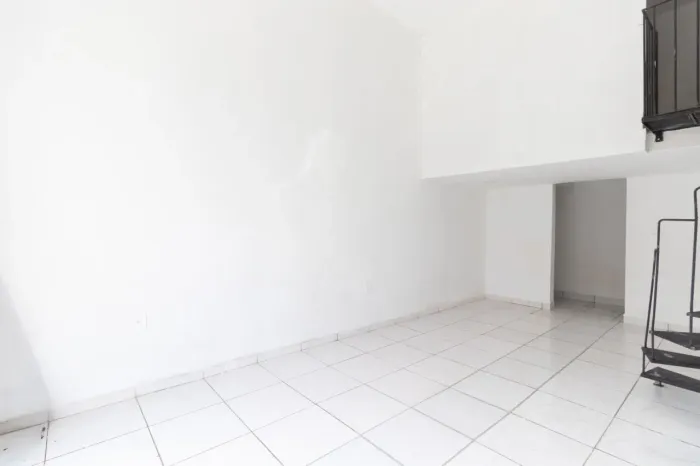 Loja na Avenida Ede, N. 1052  31 m²