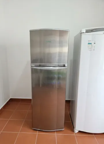 Geladeira/Refrigerador Consul 263 Litros CRM33, Frost Free, 2 Portas, Inox