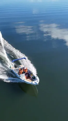 LANCHA DE ALUMÍNIO 5m - MERCURY SEA PRO 30HP - CONJUNTO COMPLETO