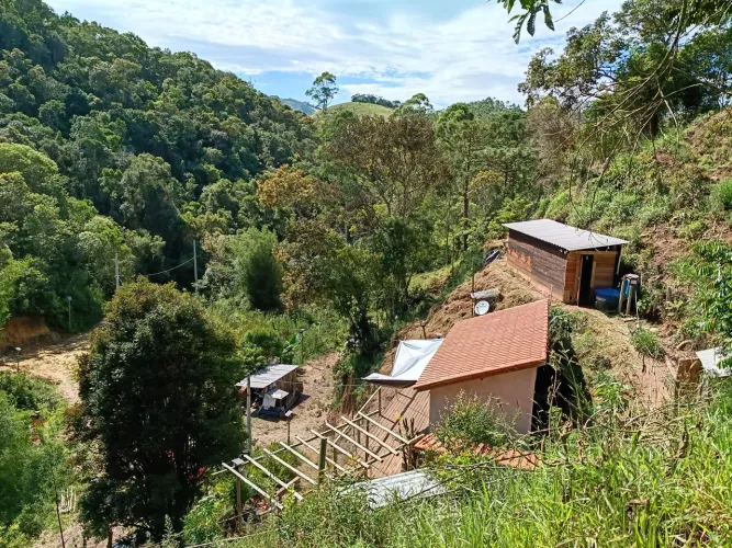 Troco chácara por terreno em São José dos Campos-SP