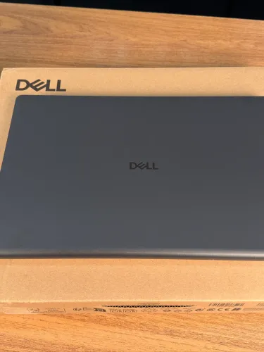 Notebook Dell 15 Intel Core Ultra 5 225U 4.80GHZ 16GB Ram 512GB SSD Tela 15.6" Windows 11