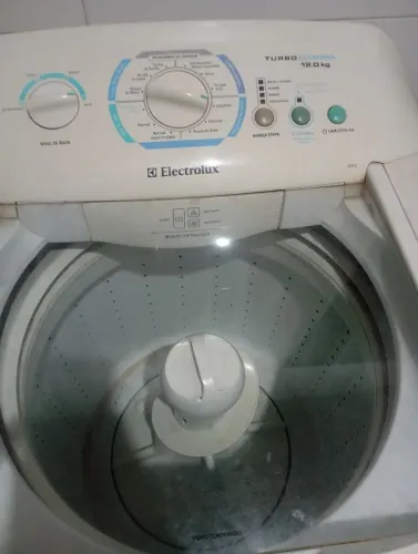 Máquina de lavar Eletrolux - COM DEFEITO