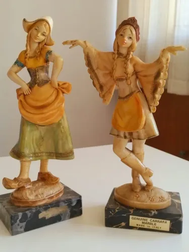 Bibelôs antigos italianos, coleção, decoração