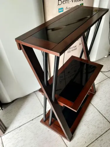 Mesa de canto 
