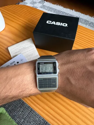 Relógio Casio data bank
