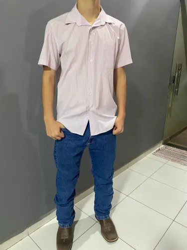 Camisa de botão rosa