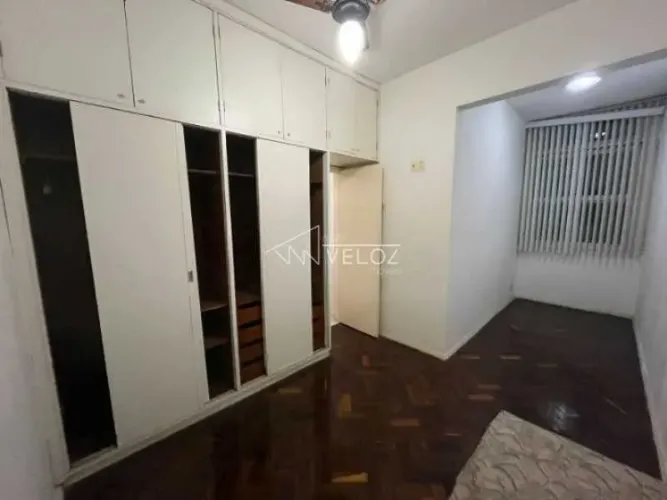 Apartamento - / Residencial / Flamengo