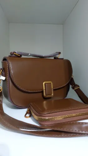 Bolsa couro fino nova com etiqueta