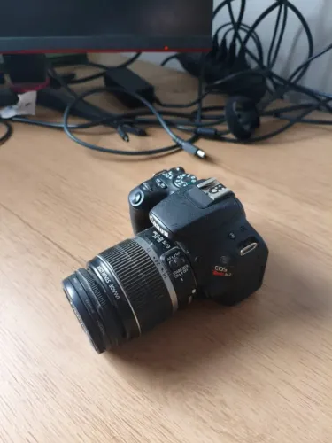 Camera Canon EOS Rebel SL2
