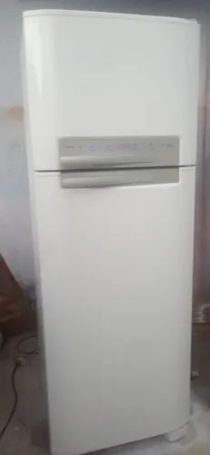 vendo geladeira Eletrolux