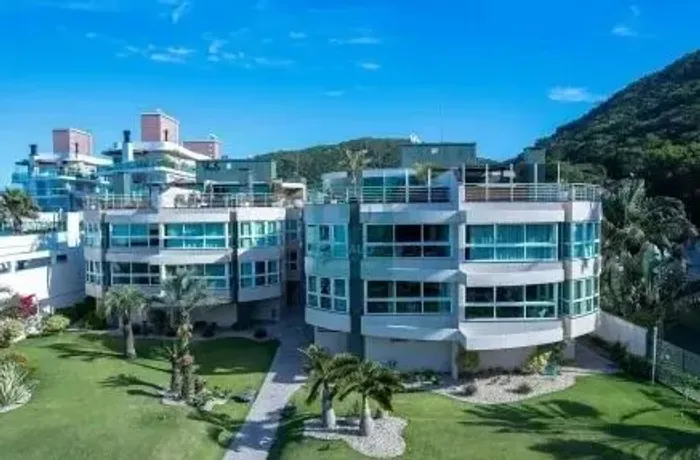 Cobertura Duplex Frente Mar Com 04 Suítes Em Bombas - Bombinhas - SC!