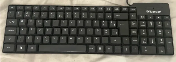 Teclado simples perfeito estado