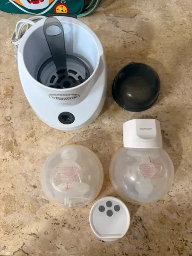 2 Bombas elétrica moncozy semi novas + 1 aquecedor e esterelizador