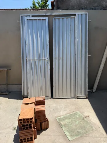 Portão de ferro