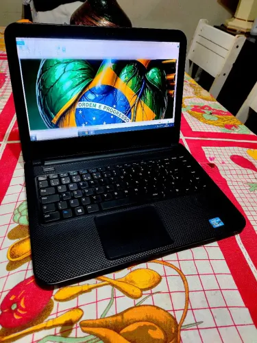 Notebook Dell core com placa de vídeo NVIDIA Gforce