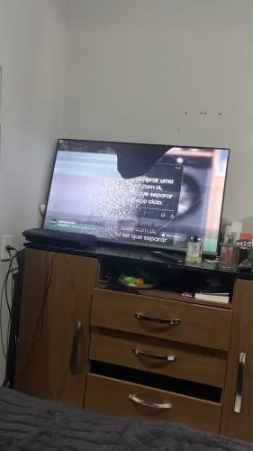 TV com defeito
