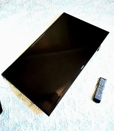 TV Samsung 32 Polegadas LCD HD