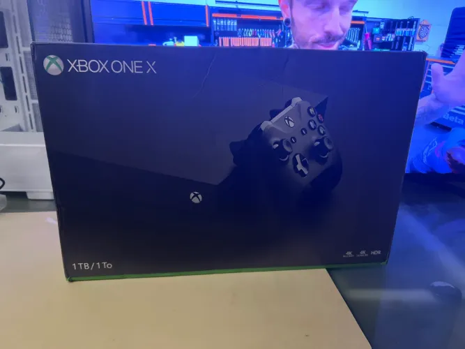 Xbox One X