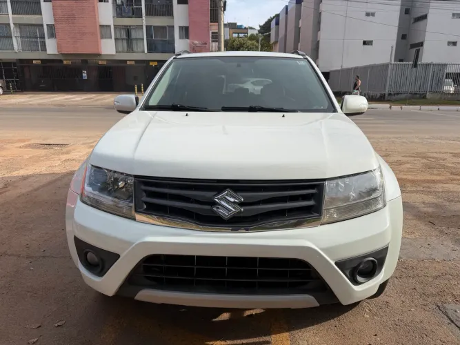 Suzuki Grand Vitara 2.0 16V 4x2/4x4 5P Aut. 2014