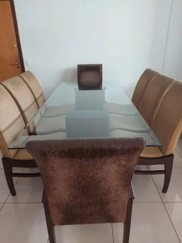 Conjunto Sala de Jantar Completo - Mesa 6 lugares + Buffet em Madeira