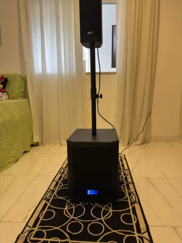 SOM BOX VERTICAL ARRAY SYSTEM