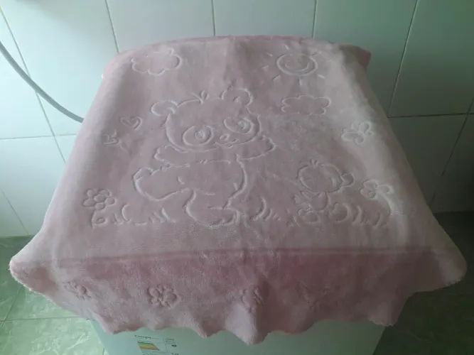 Vendo combo de cobertor menina