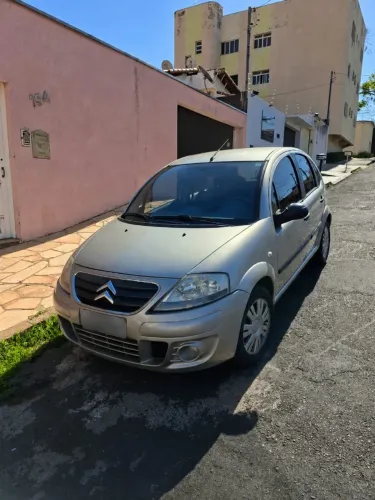 Citroen C3 GLX 1.4/ GLX Sonora 1.4 Flex 8V 5P 2011