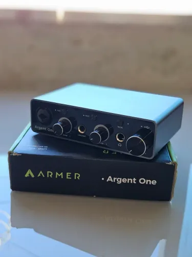 Interface de Áudio Armer Argent One
