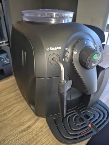 Maquina de cafe expresso Saeco