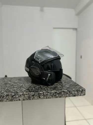 Capacete Norisk Avenger