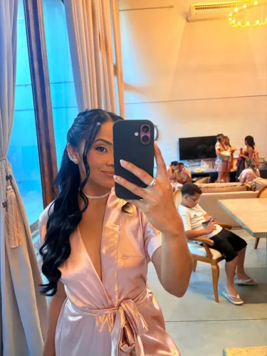 iPhone 16 rosa 128 gigas