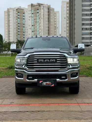 Ram 3500 Limited Longhorn 6.7 TB CD Diesel 2024
