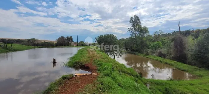 CHACARA NA LINHA GRAMADO EM SEDE ALVORADA