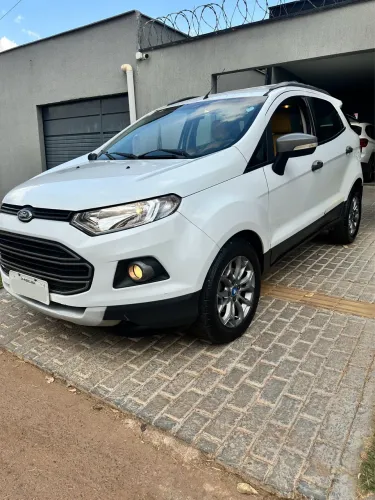 Ford Ecosport Freestyle 1.6 16V Flex 5P 2013