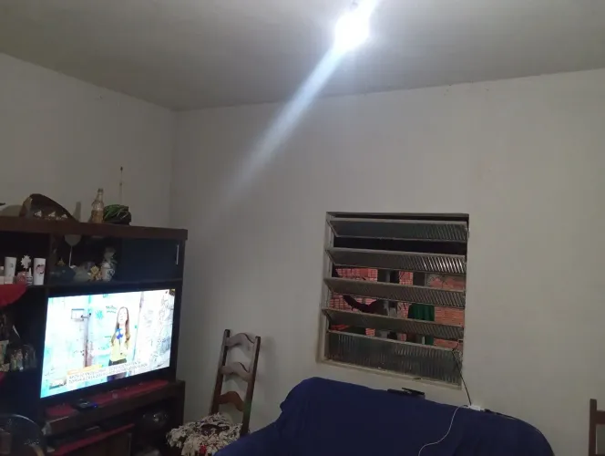 Augusta Mota,Casa com Quintal Amplo...289.900.00
