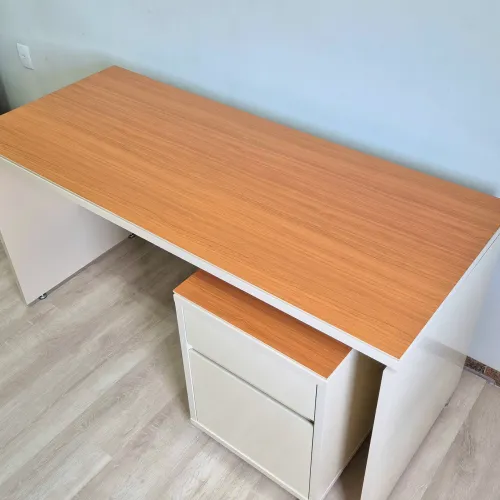 [NOVO] OPORTUNIDADE! MESA + GAVETEIRO 