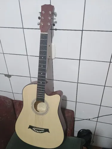 Violão novo