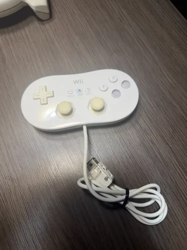 Controle Wii Classic branco