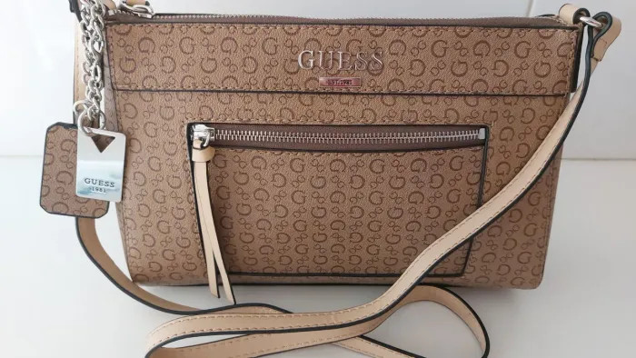 Bolsa transversal Guess original.