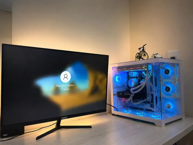 Setup Gamer Minimalista RGB com Monitor 27? 180Hz ? aceito trocas ou ofertas