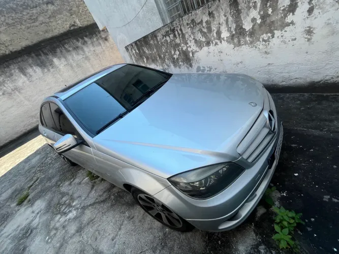 Mercedes-Benz C-180 Kompressor Classic 1.6 16V Aut. 2011