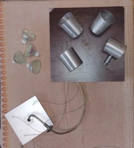 Luminária de teto spot com 4 lâmpadas