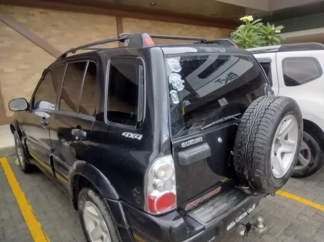 Suzuki Grand Vitara 2.0 16V 4x2/4x4 5P Mec. 2002