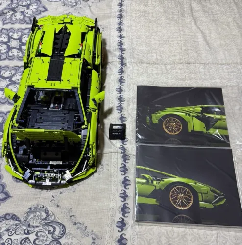 Lego lamborghini sian 3696 peças (RARO) original montado com caixa e manuais