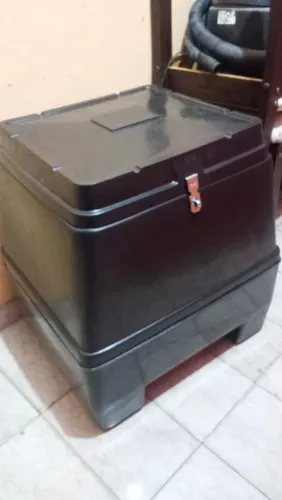 Baú 130L