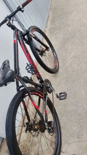 Vendo Bike aro 29 marca TSW