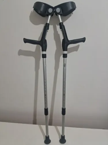 Par de Muletas Multi-Articuladas Mercur