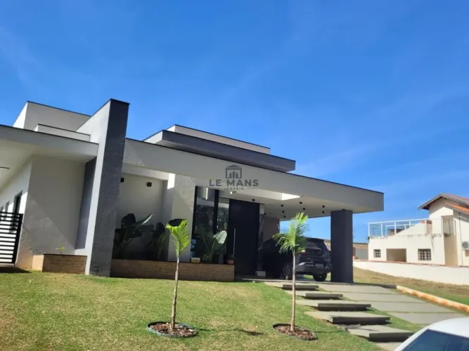 Casa para venda no Condomínio Ninho Verde em Porangaba/SP