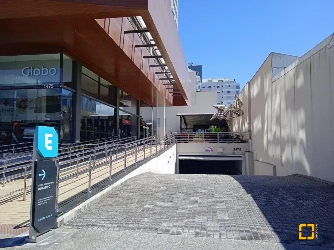 Vendo Salas Comerciais no bairro Estreito - Florianópolis